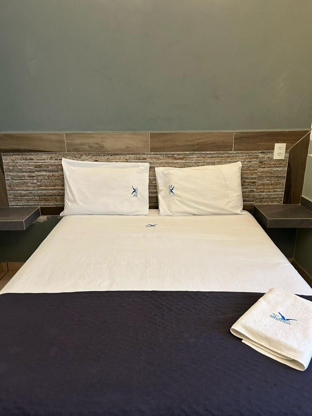 Hotel Albatros เปญิตา เด ฆัลเตมบา ภายนอก รูปภาพ